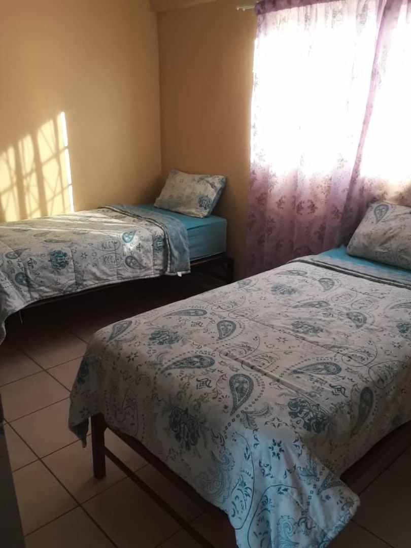 Orbanlife Lite Keetmanshoop Apartment ภายนอก รูปภาพ